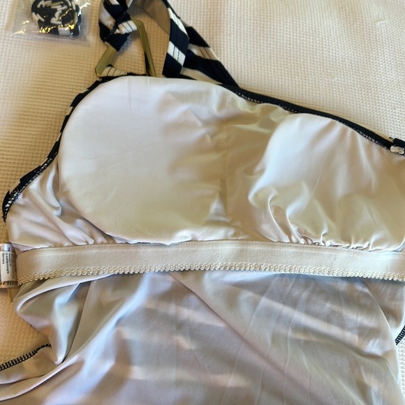 Michael Kors Striped One shoulder Swimming Suit size 6 Navy and white - Picture 8 of 15